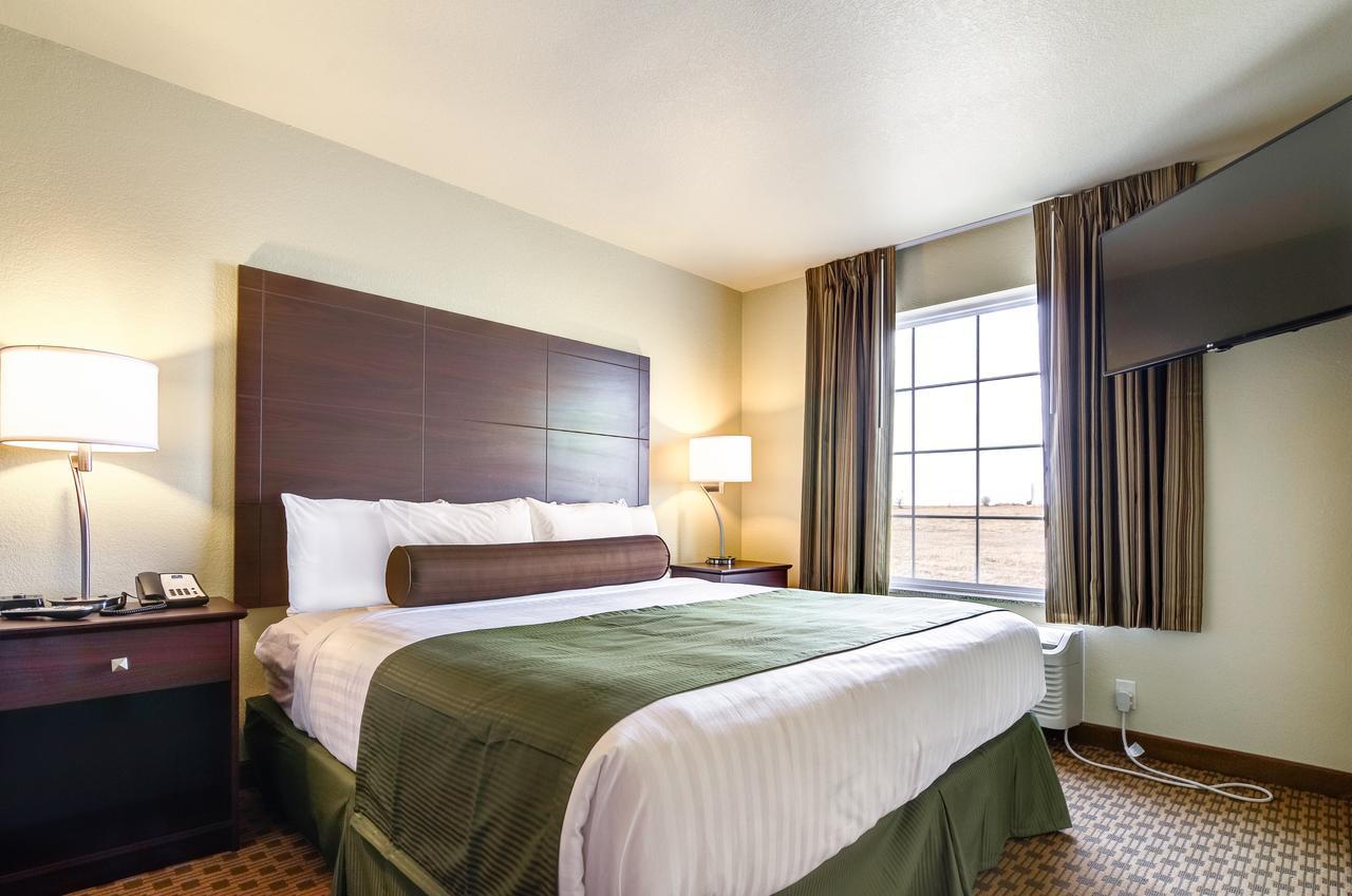 Castle Rock Inn & Suites - Quinter Εξωτερικό φωτογραφία