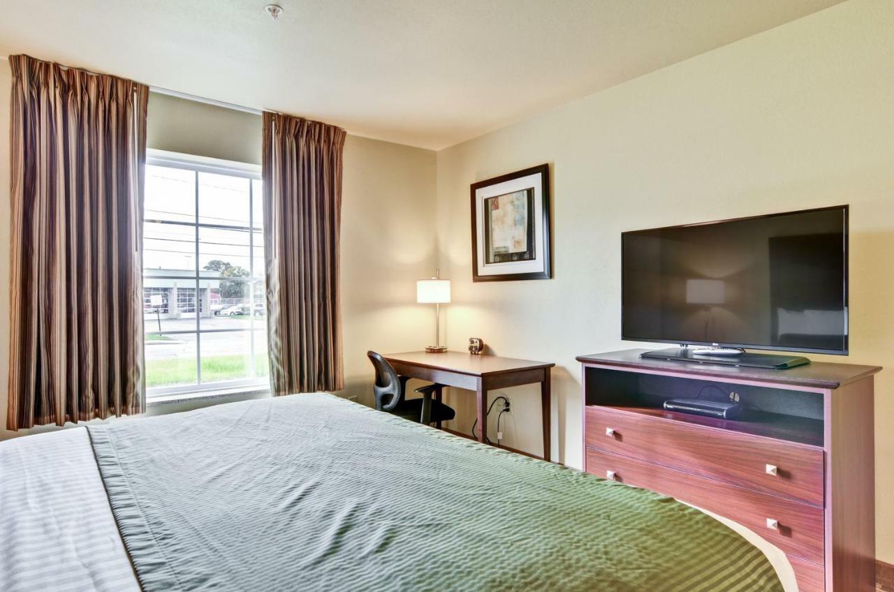 Castle Rock Inn & Suites - Quinter Εξωτερικό φωτογραφία